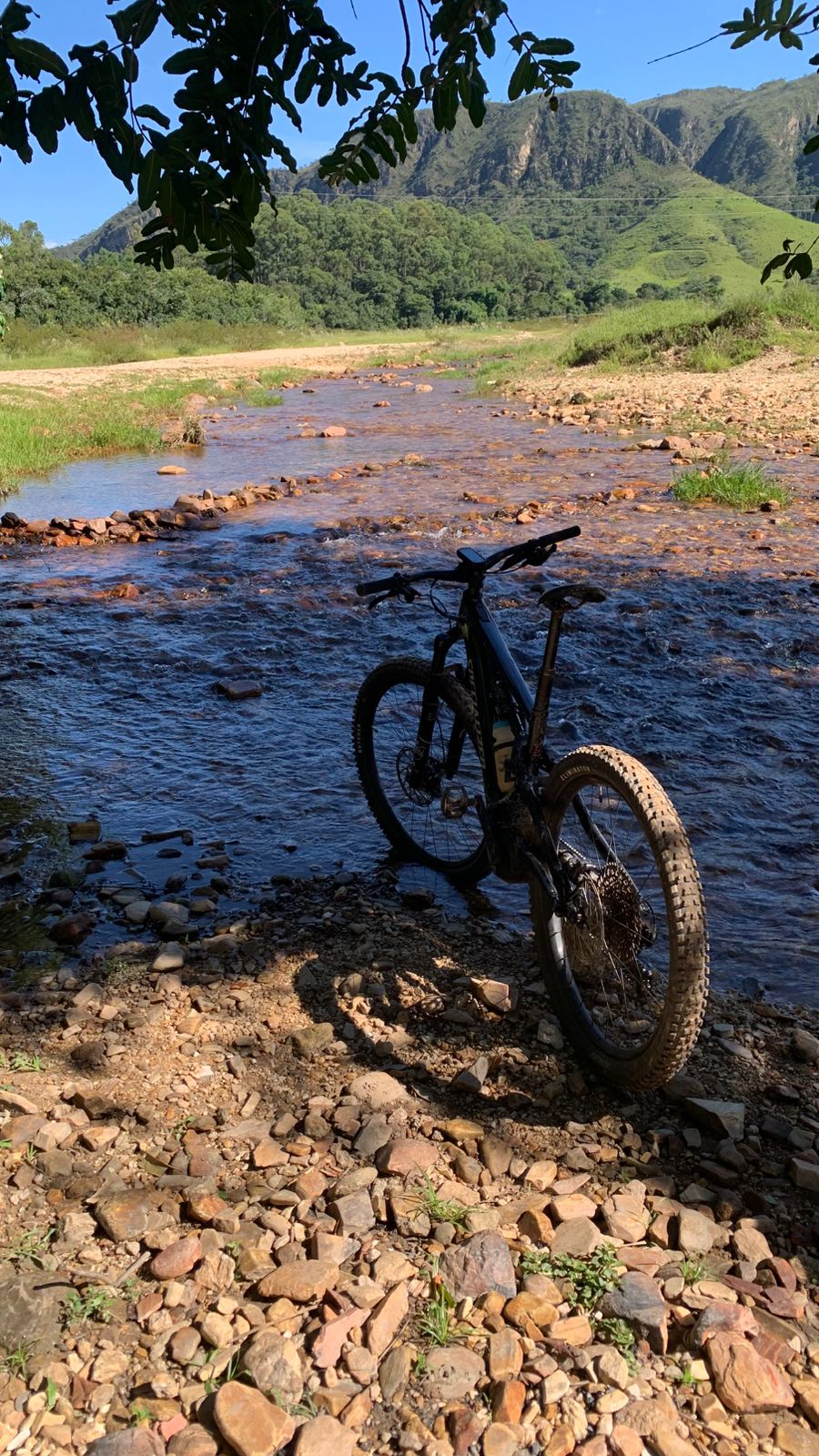 E-Bike com vista ampla da Serra da Canastra